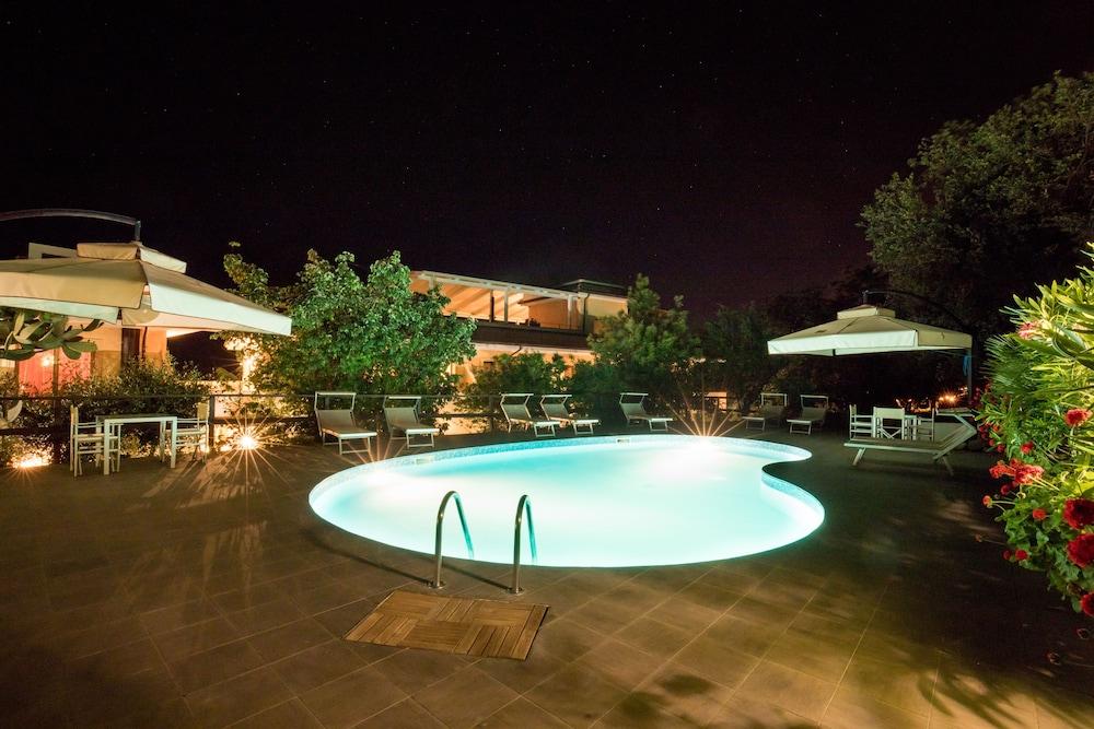 Hotel Cannamele Resort ปาร์เกลียา ภายนอก รูปภาพ